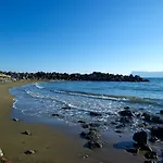 Hotel Molos Bay 4*