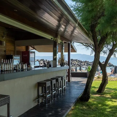 Molos Bay 4*