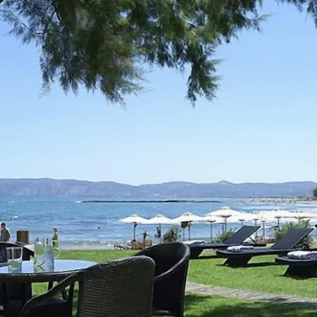 Hotel Molos Bay 4*