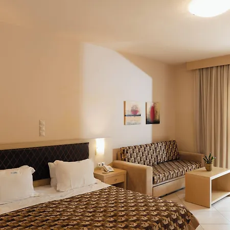 Molos Bay Hotel 4*