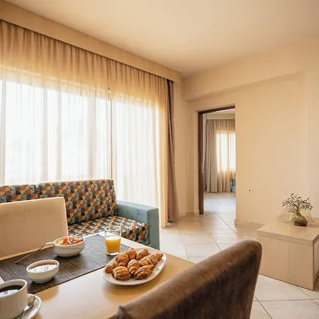 فندق Molos Bay 4*