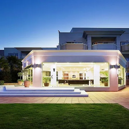 فندق Molos Bay 4*