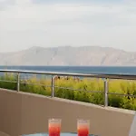 Molos Bay Hotel 4*