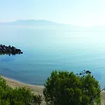 Hotel Molos Bay 4*