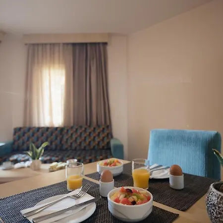 Hotel Molos Bay 4*