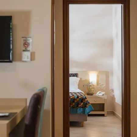 Hotel Molos Bay
