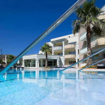 Molos Bay 4*
