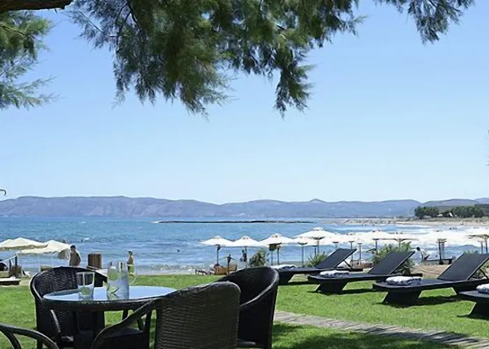 Ξενοδοχείο Molos Bay 4*