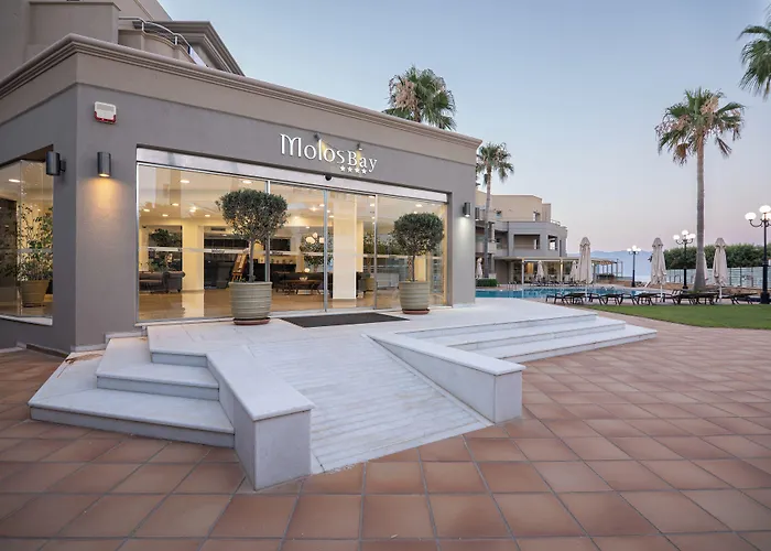 Molos Bay Ξενοδοχείο 4*